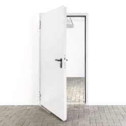 Hörmann Mehrzwecktür D65-1 OD -Autoteilegeschäft 460426 hoermann mehrzwecktuer d65 1 od geoeffnet