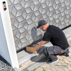 SOMMER Handsender Telecody Courier, Weiß -Autoteilegeschäft s12829 00003 sommer handsender telecody courier weiss anwendungsbeispiel2